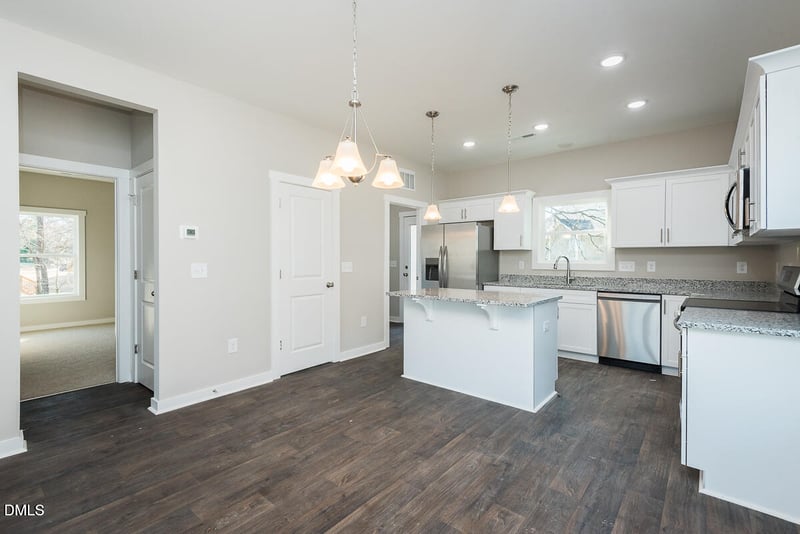 555 Pinnix Rd, Burlington, NC 27217