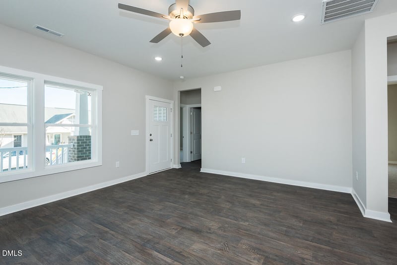 555 Pinnix Rd, Burlington, NC 27217