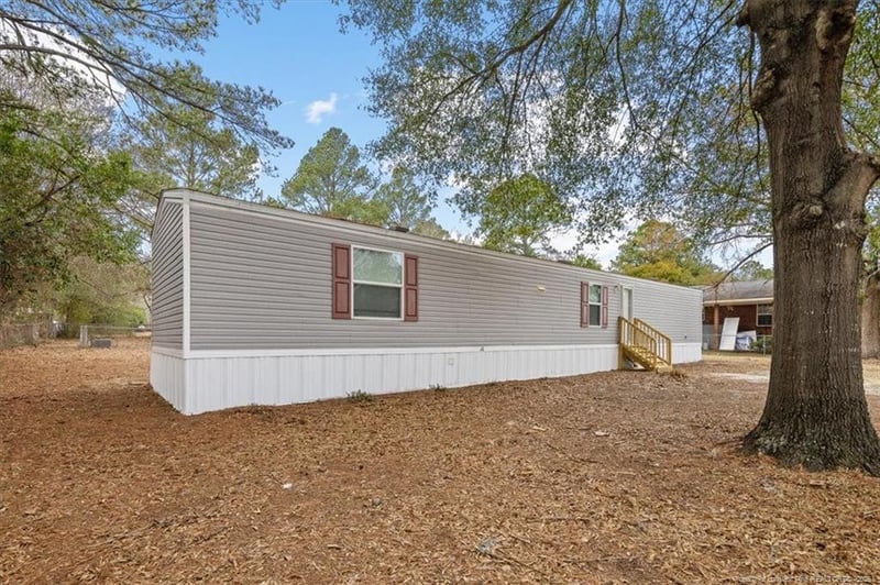 5552 Jackson St, Hope Mills, NC 28348