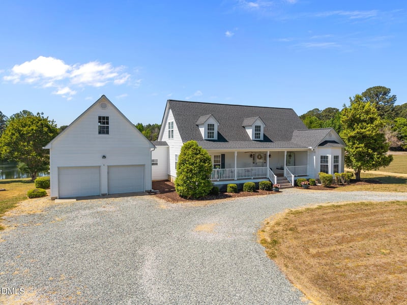557 Olives Chapel Rd, Apex, NC 27502