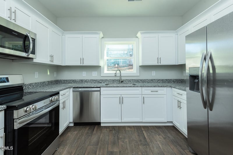 559 Pinnix Rd, Burlington, NC 27217