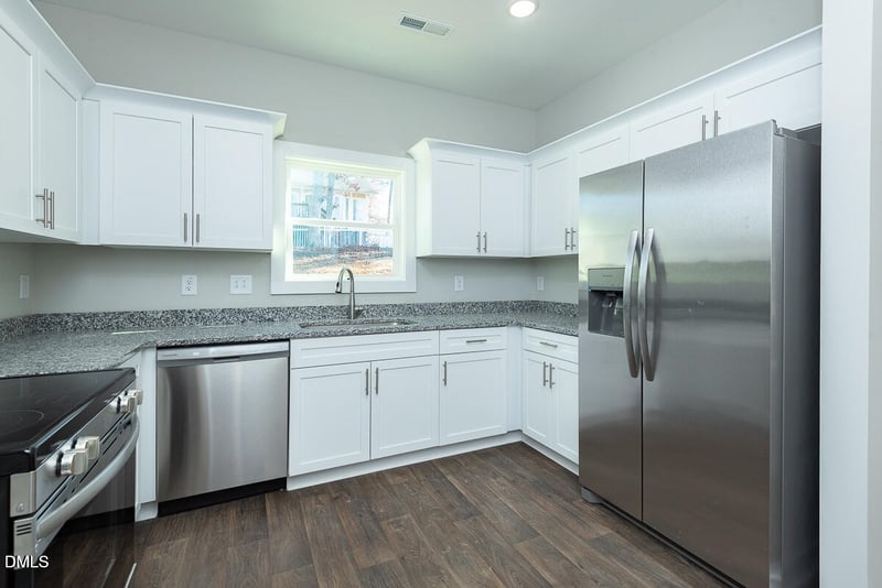 559 Pinnix Rd, Burlington, NC 27217