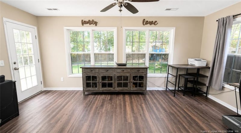 56 Mountain View Dr, Sanford, NC 27332