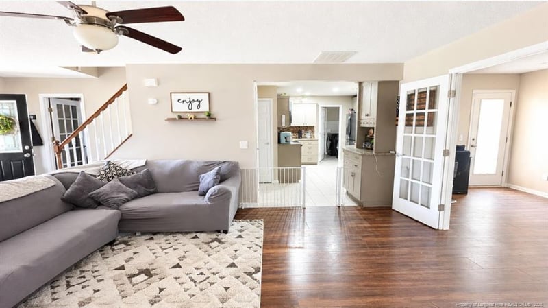 56 Mountain View Dr, Sanford, NC 27332