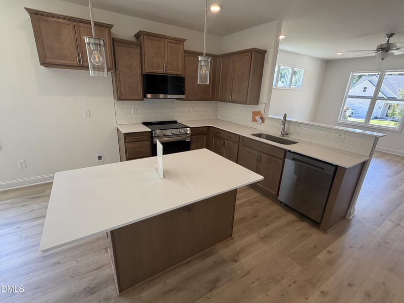 56 Zambezi Ct, Zebulon, NC 27597