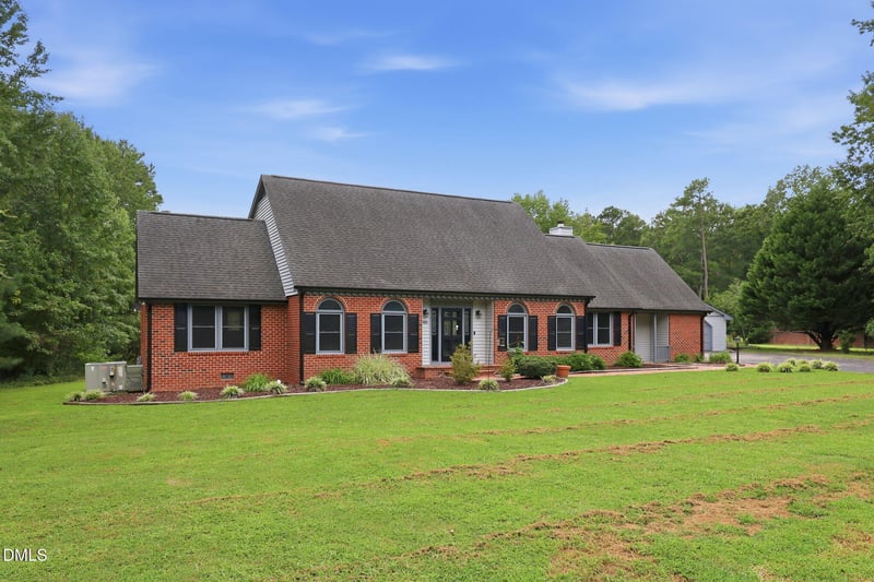 5601 Sky Lane Dr, Durham, NC 27704