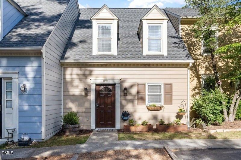 5607 Windy Hollow Ct, Raleigh, NC 27609