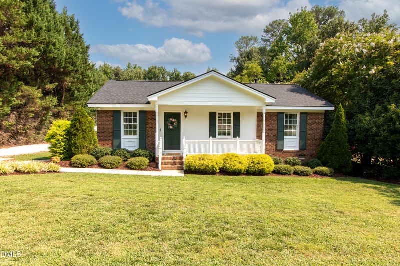 5609 Alta Vista Ct, Raleigh, NC 27610