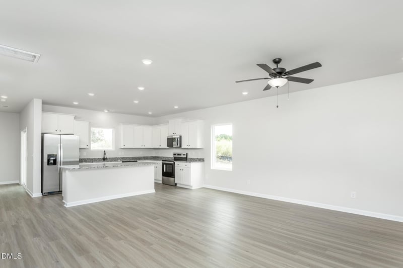 563 Chedworth Dr, Angier, NC 27501