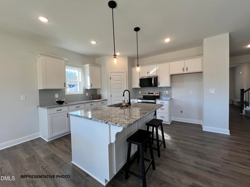 563 E Clydes Point Way, Wendell, NC 27591