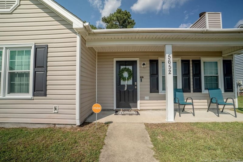 5652 Pepperbush Dr, Fayetteville, NC 28304