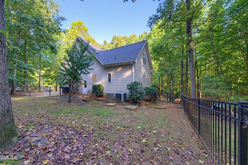 566 Timberknoll Ln, Wake Forest, NC 27587