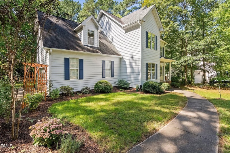 567 Timberknoll Ln, Wake Forest, NC 27587