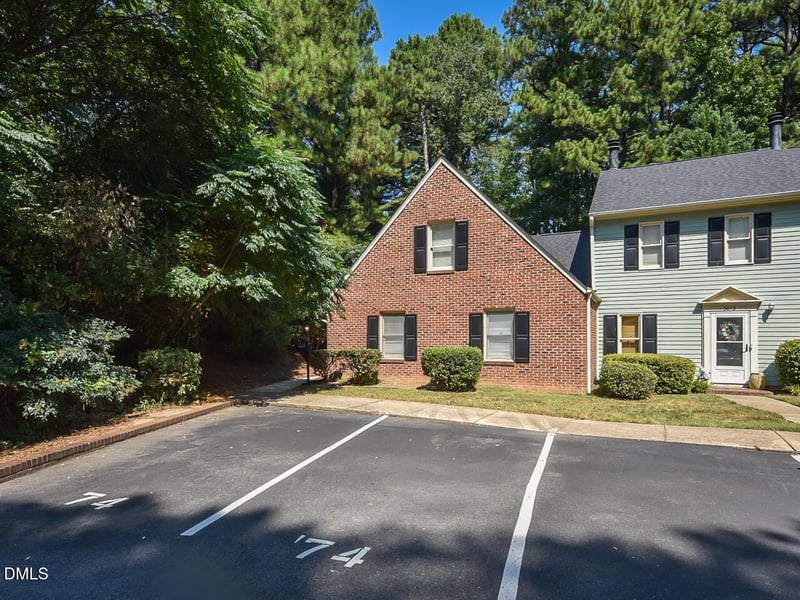 5674 Hamstead Crossing, Raleigh, NC 27612