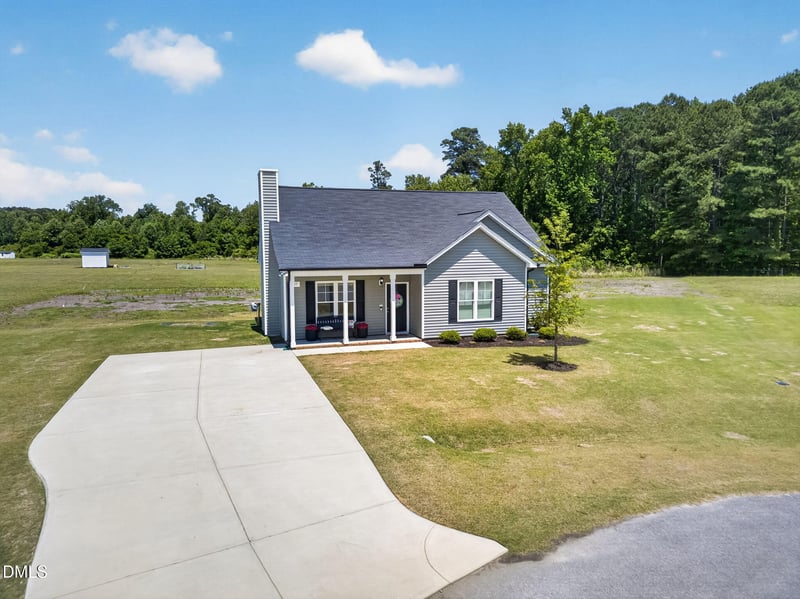 57 Overdrift Ct, Selma, NC 27576