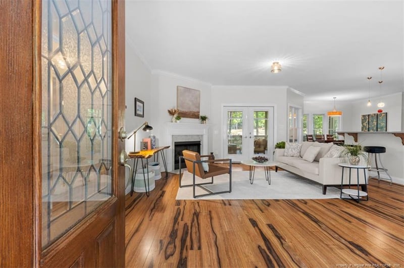 570 Broadmoor Ct, Sanford, NC 27332