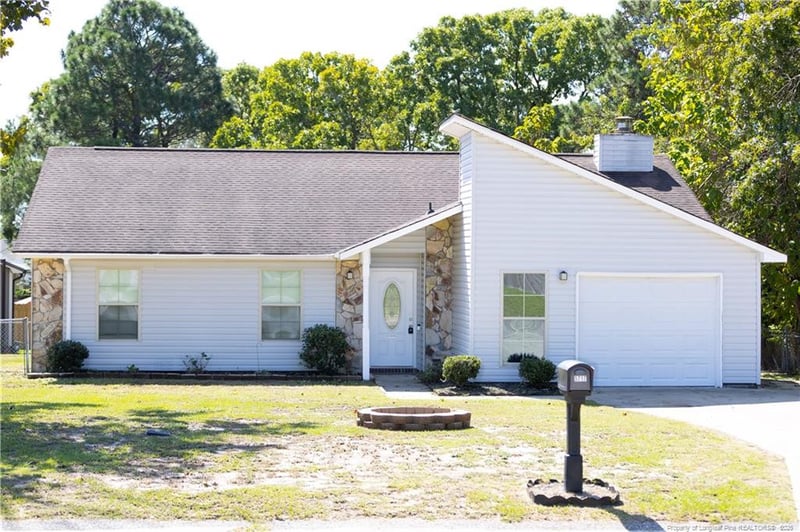 5717 Trevino St, Hope Mills, NC 28348