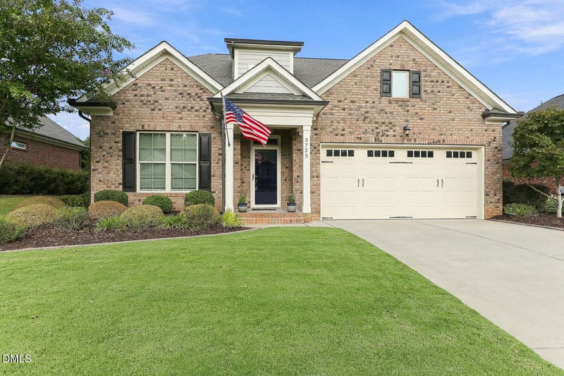 5725 Mizuno Dr, Fuquay Varina, NC 27526