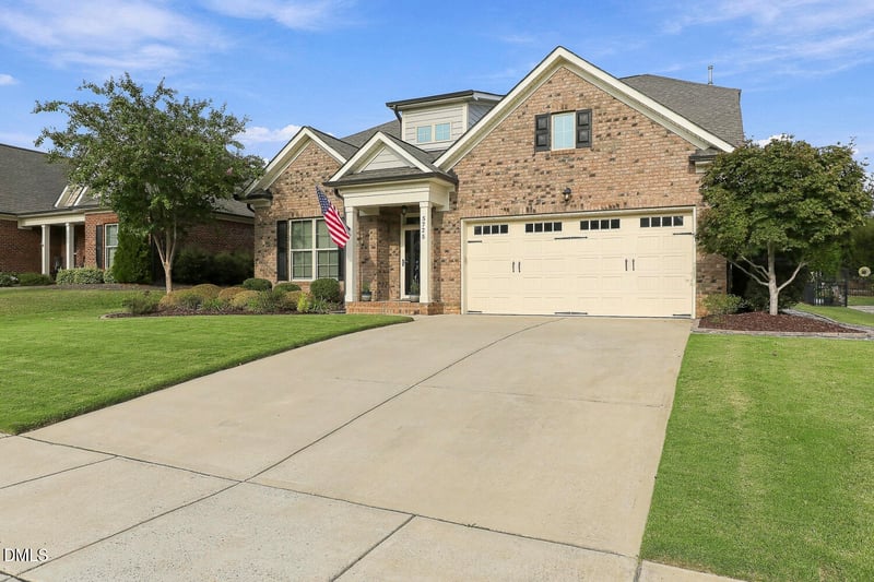5725 Mizuno Dr, Fuquay Varina, NC 27526