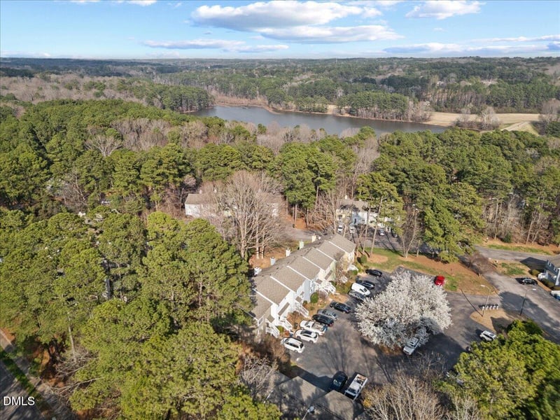 5725 Pool Side Dr, Raleigh, NC 27612
