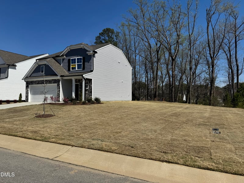 576 Highview Dr, Benson, NC 27504