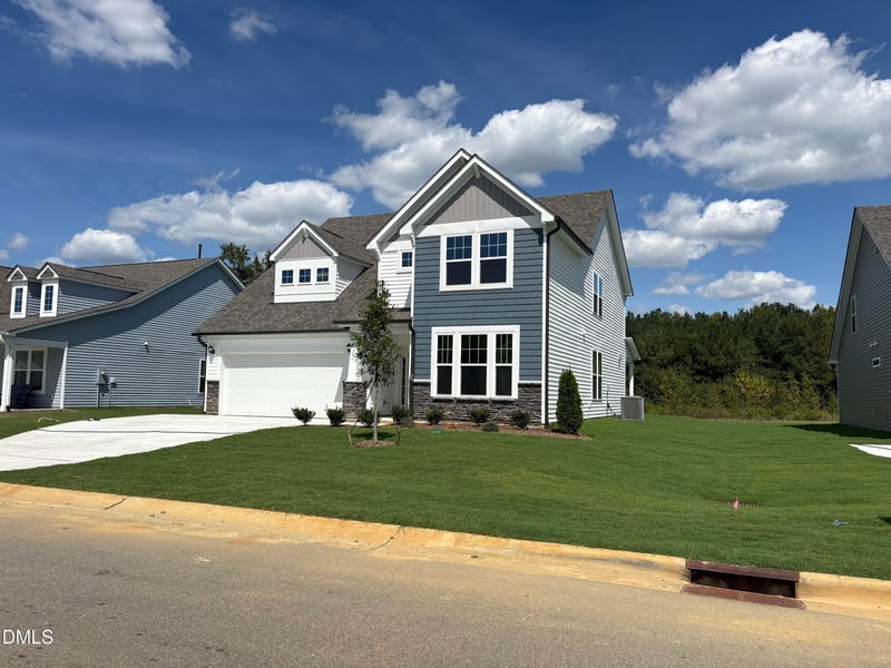 58 Hay Field Dr, Lillington, NC 27546