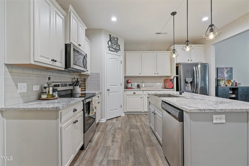 58 Willow Green Dr, Clayton, NC 27527