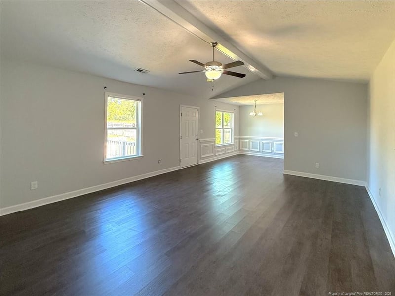 5800 Pepperbush Dr, Fayetteville, NC 28304