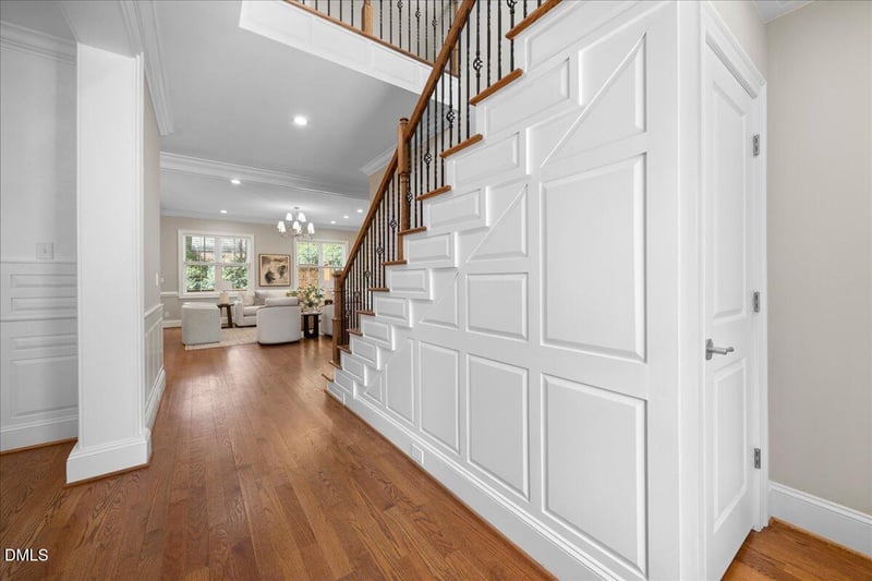 5801 Bramblewood Dr, Raleigh, NC 27612