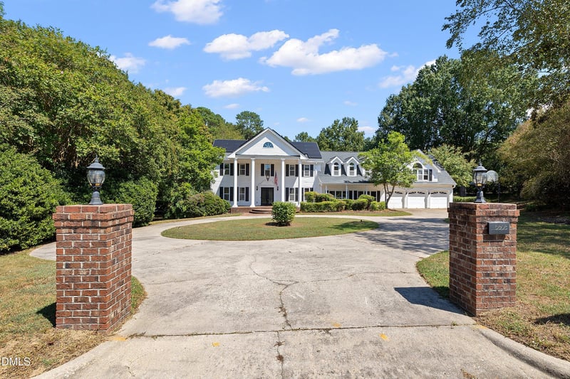 5808 Devon Cir, Raleigh, NC 27604