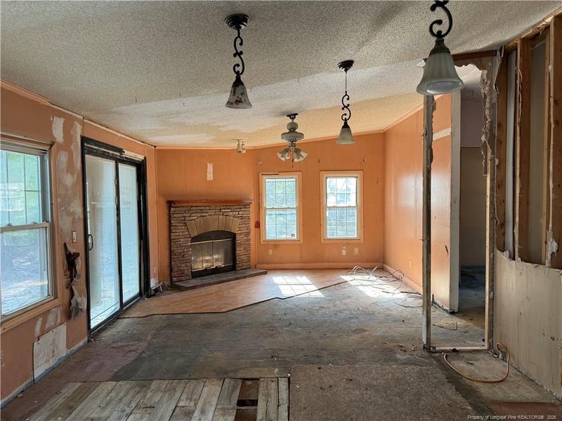 583 Participle Dr, Hope Mills, NC 28348
