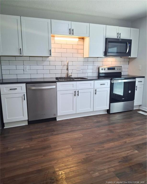 5839 Rivercroft Rd, Fayetteville, NC 28304