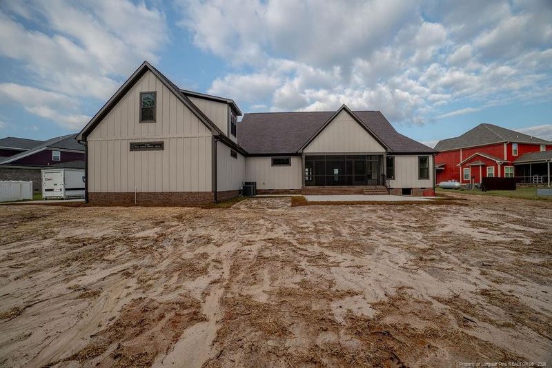 5840 Dottie Cir, Hope Mills, NC 28348