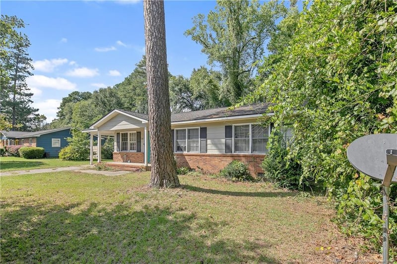 5872 Columbine Rd, Fayetteville, NC 28306