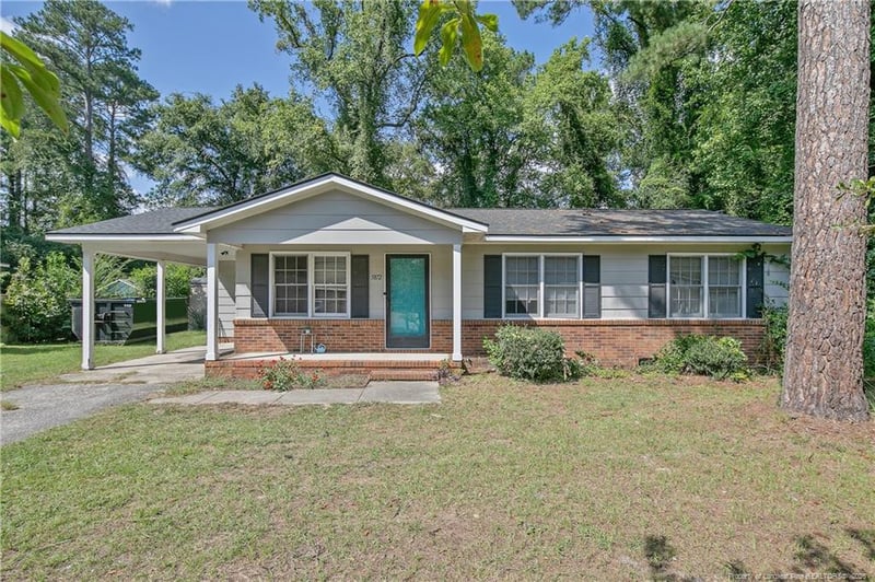 5872 Columbine Rd, Fayetteville, NC 28306