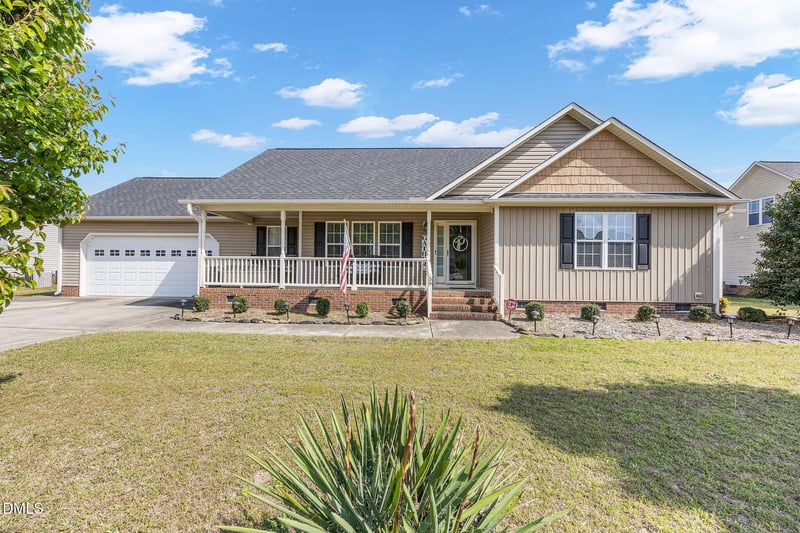59 Long Grass Dr, Smithfield, NC 27577
