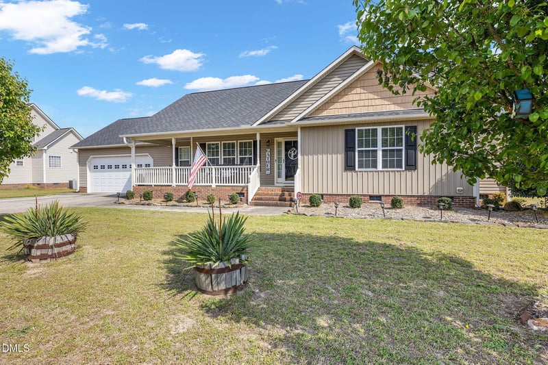 59 Long Grass Dr, Smithfield, NC 27577