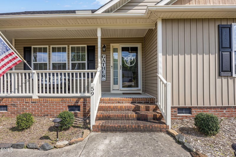59 Long Grass Dr, Smithfield, NC 27577