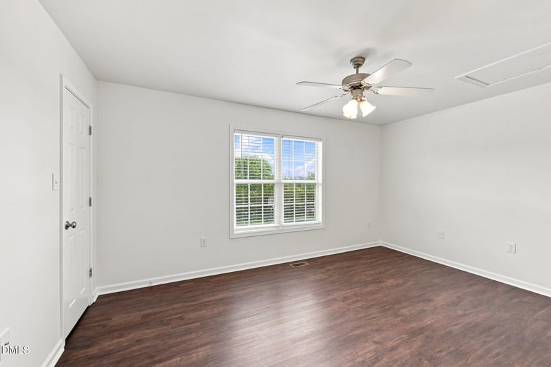 59 Wolf Creek Ln, Lillington, NC 27546