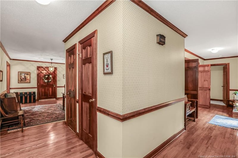 590 Stonington Dr, Fayetteville, NC 28311