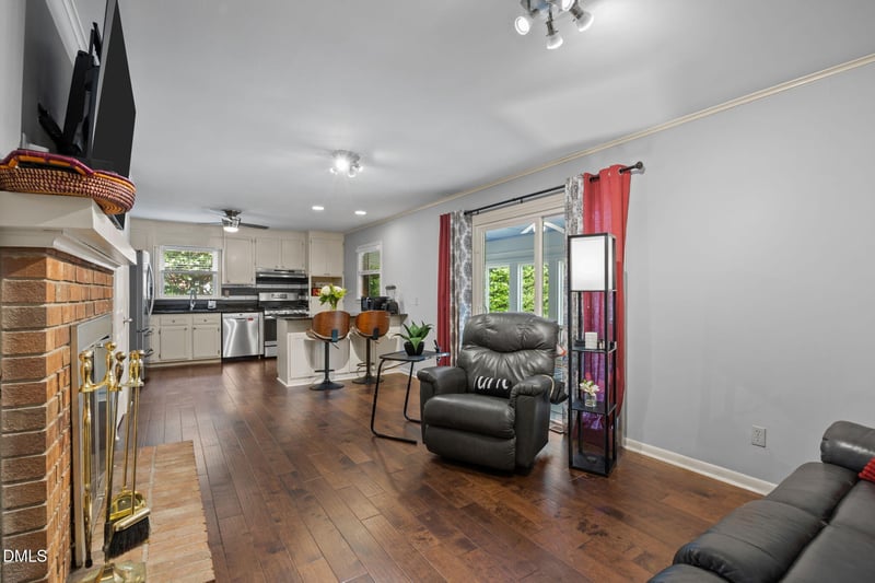 5904 Deblyn Ave, Raleigh, NC 27612