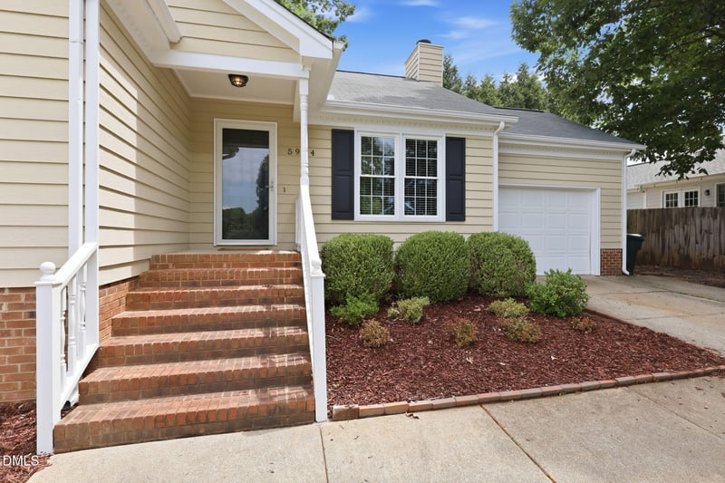 5904 Westborough Dr, Raleigh, NC 27612