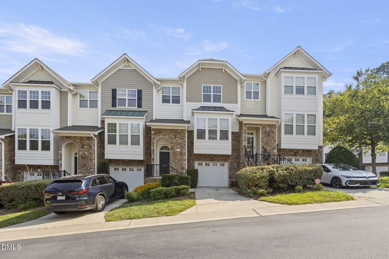 5916 Longeria Ct, Raleigh, NC 27612