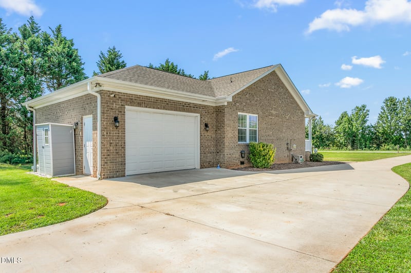 5930 Old 421 Rd, Liberty, NC 27298