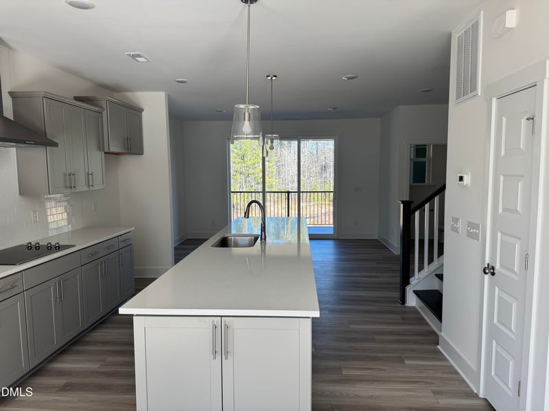 5964 Dunzo Dr, Raleigh, NC 27617