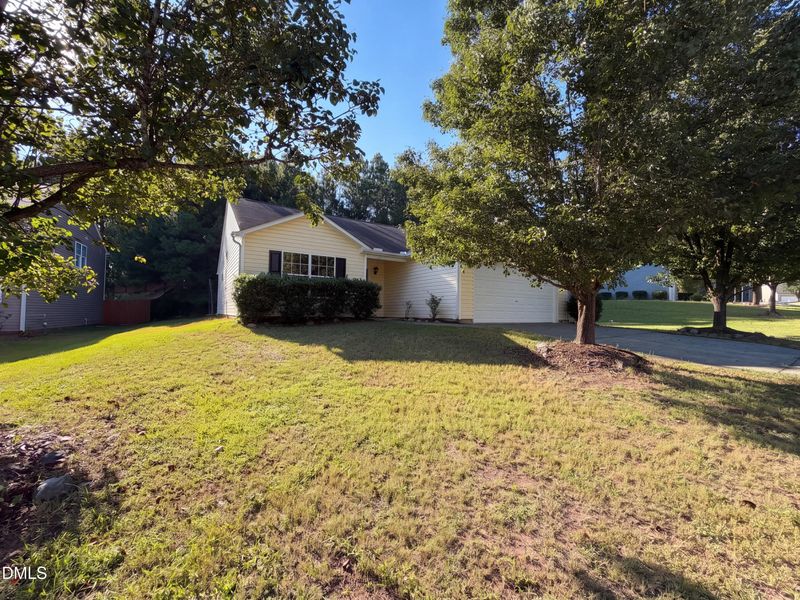6 Crimson Clover Ct, Durham, NC 27704