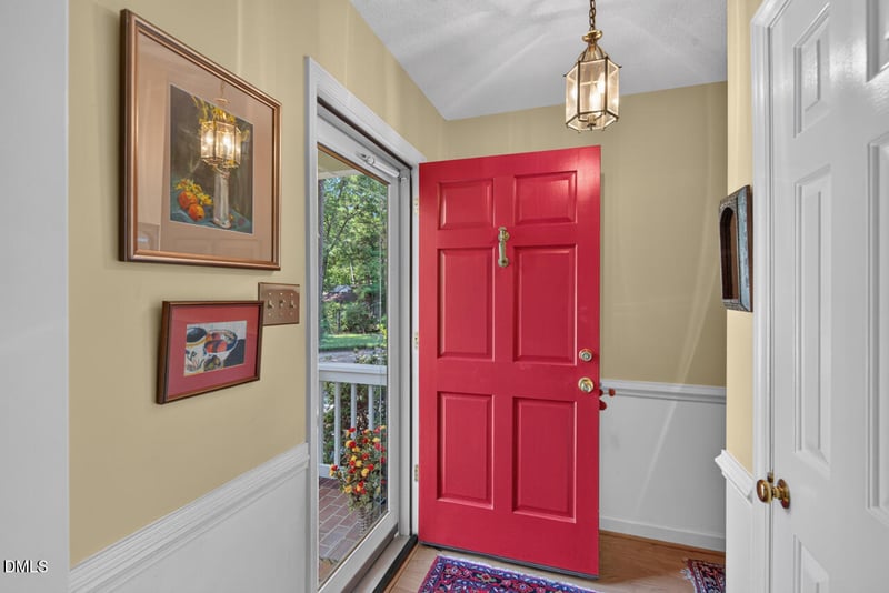 6 Haggis Ct, Durham, NC 27705