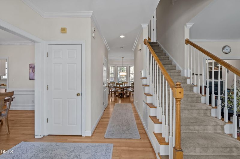 6 Saint Andrews Ct, Durham, NC 27707