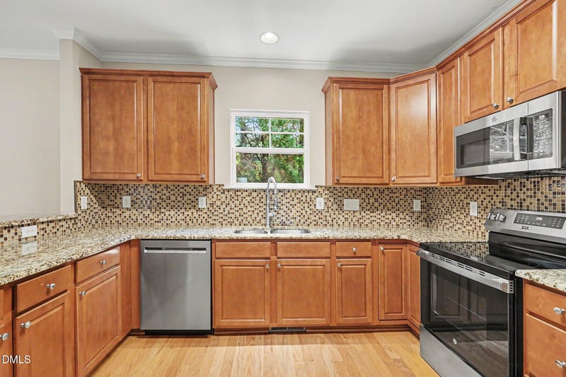 6 Silverbell Ct, Durham, NC 27713