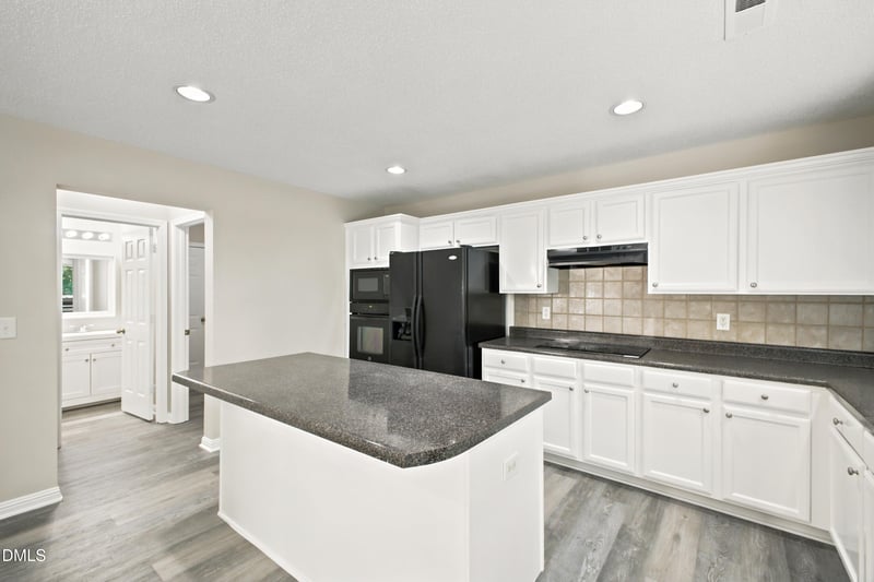 6 Spicewood Ct, Durham, NC 27703